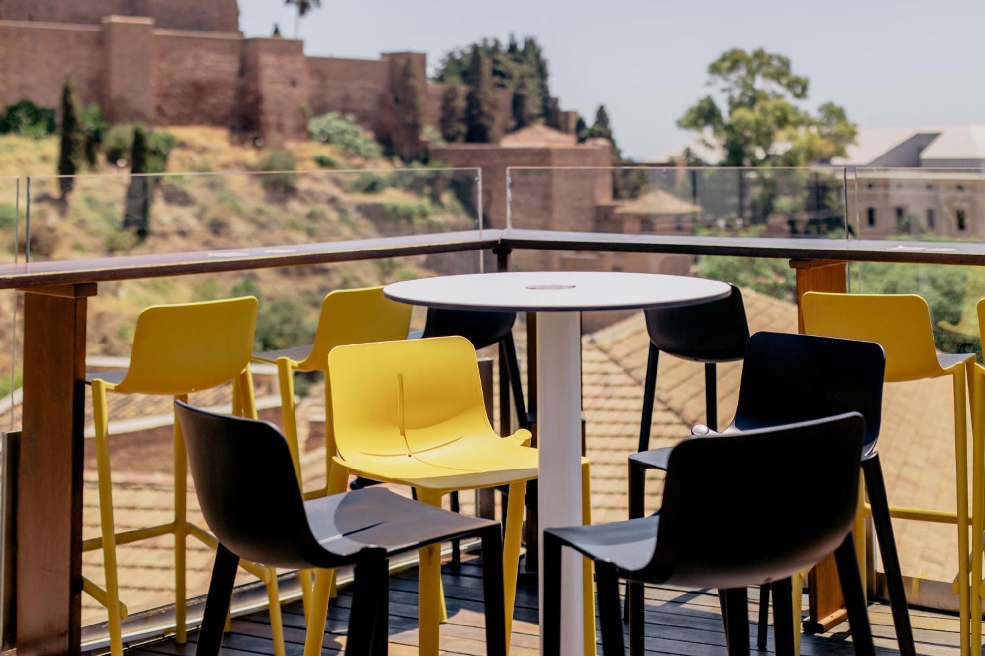Alcazaba Premium Hotel Malaga Exterior photo