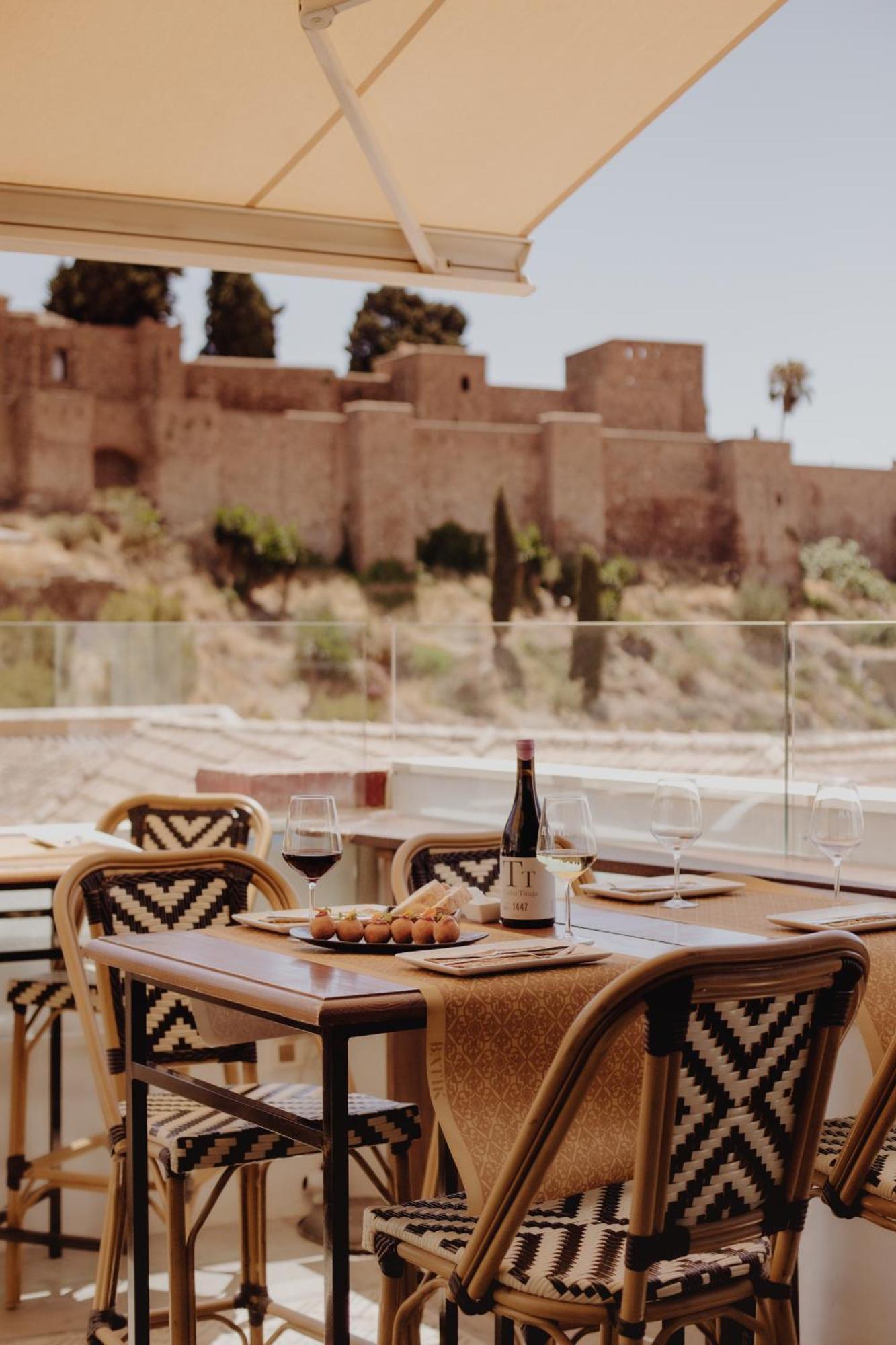 Alcazaba Premium Hotel Malaga Exterior photo