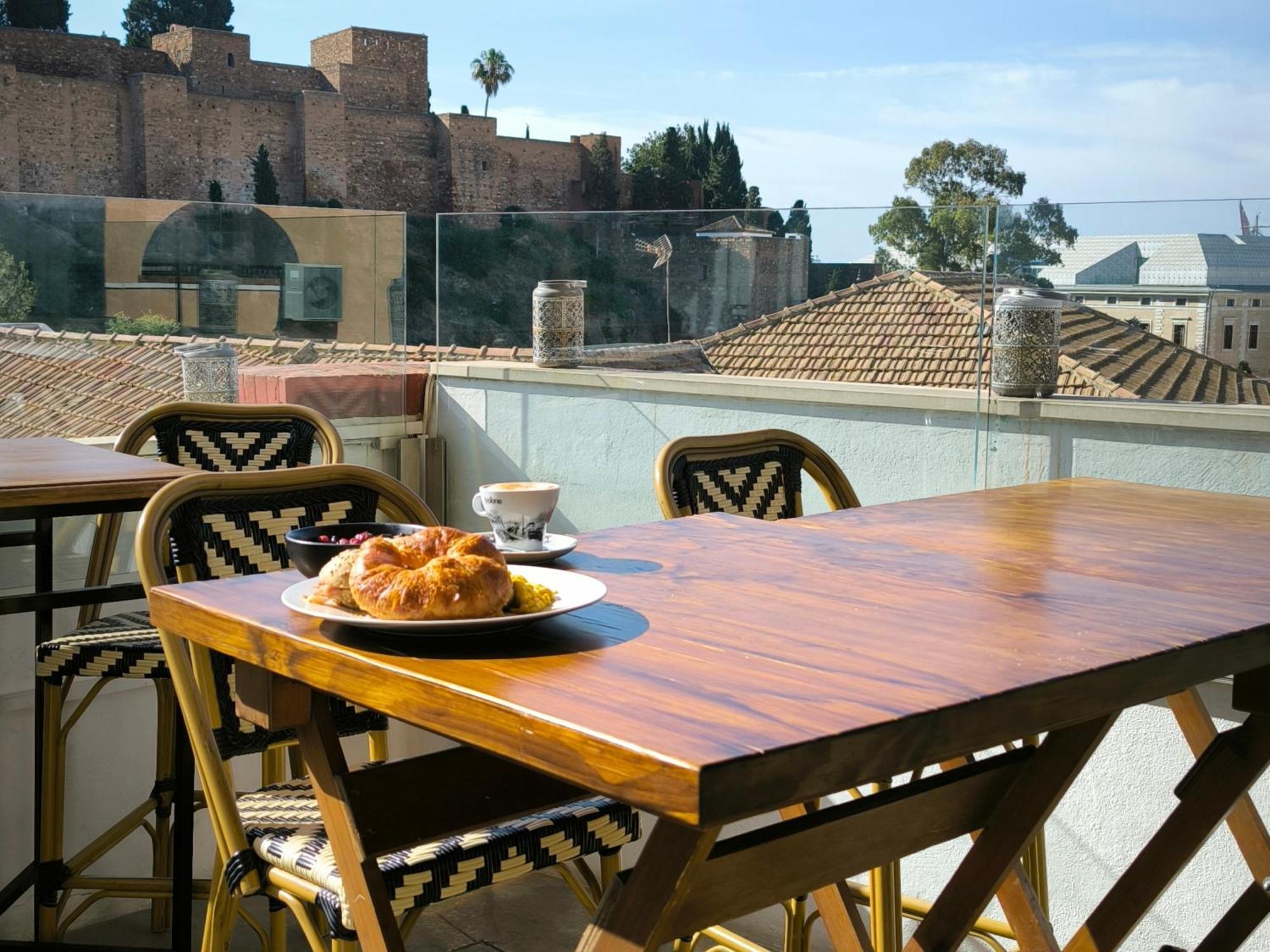 Alcazaba Premium Hotel Malaga Exterior photo